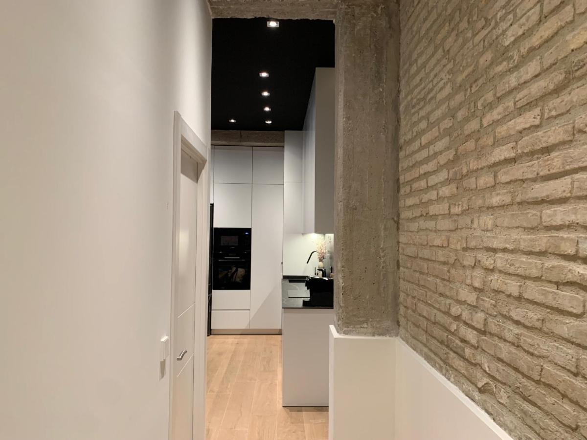 La Reina Beach Rooms バレンシア エクステリア 写真