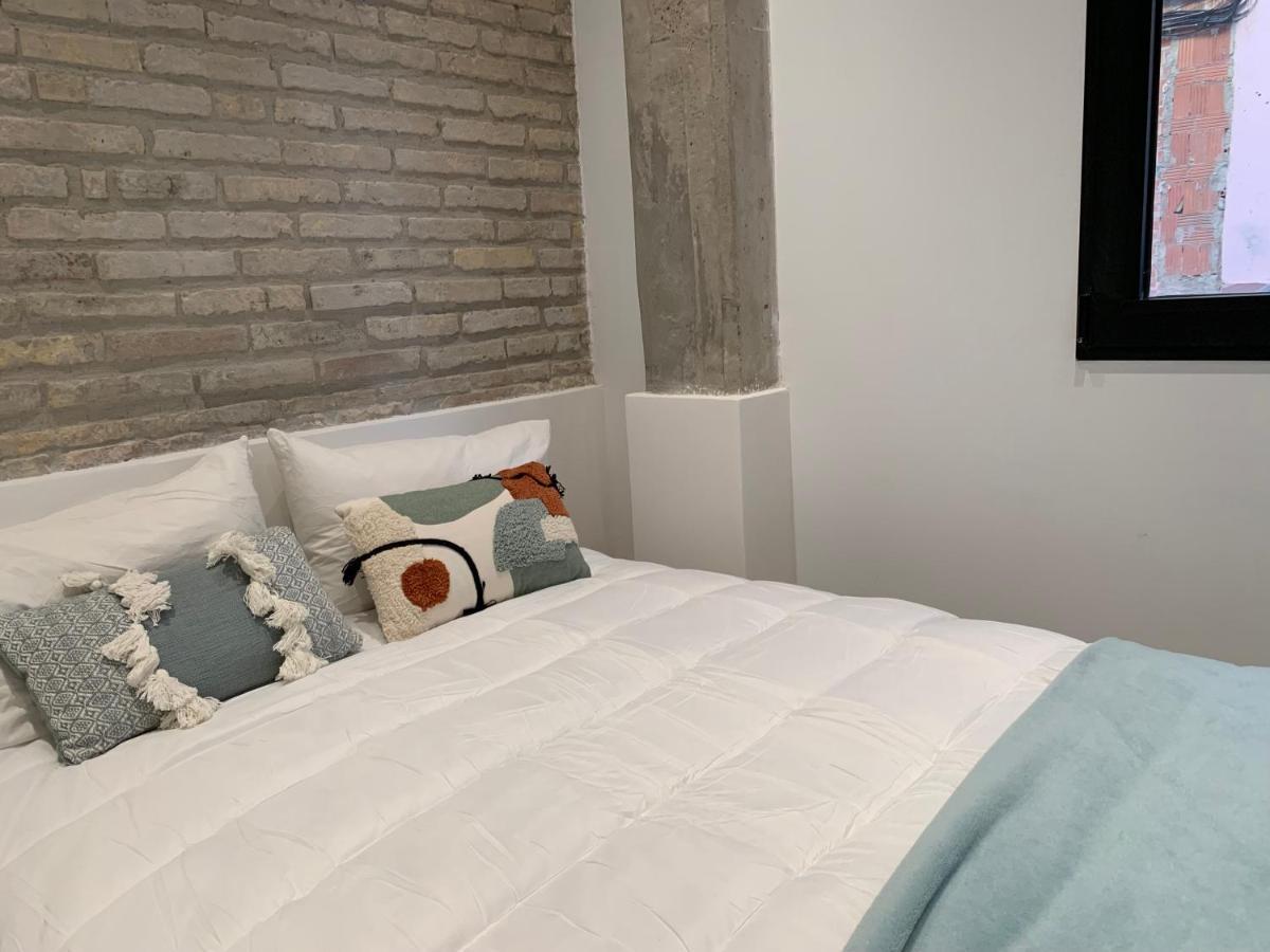 La Reina Beach Rooms バレンシア エクステリア 写真