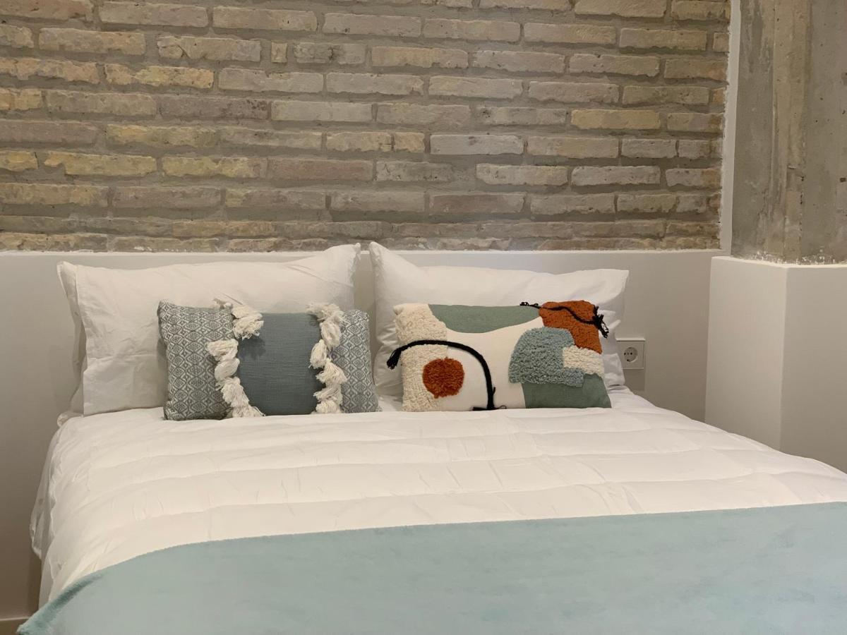 La Reina Beach Rooms バレンシア エクステリア 写真