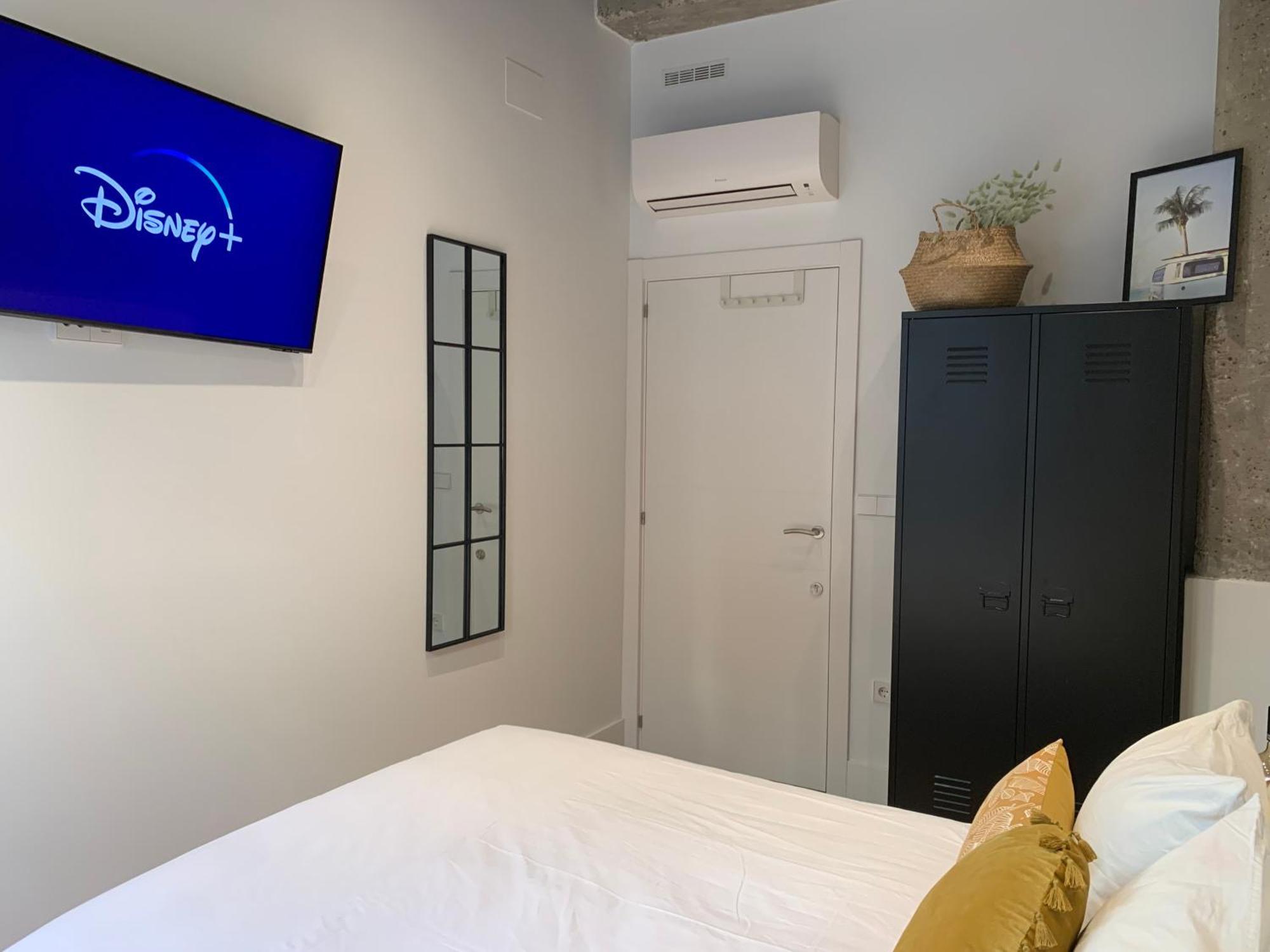 La Reina Beach Rooms バレンシア エクステリア 写真