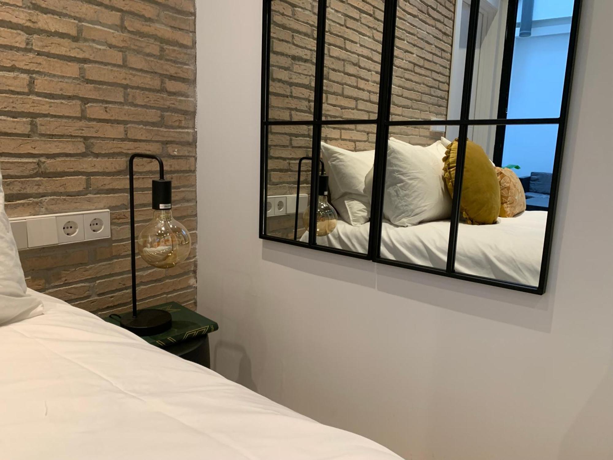 La Reina Beach Rooms バレンシア エクステリア 写真